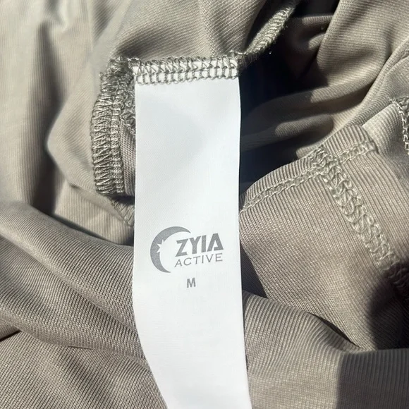 Zyia activewear jumpsuit size M NWT - Picture 9 of 11